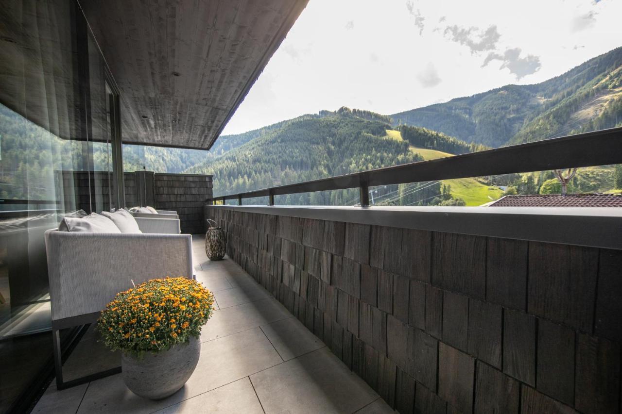 Sunny Ferienwohnungen Ski In - Ski Out Self Check In Zell am See Exterior foto