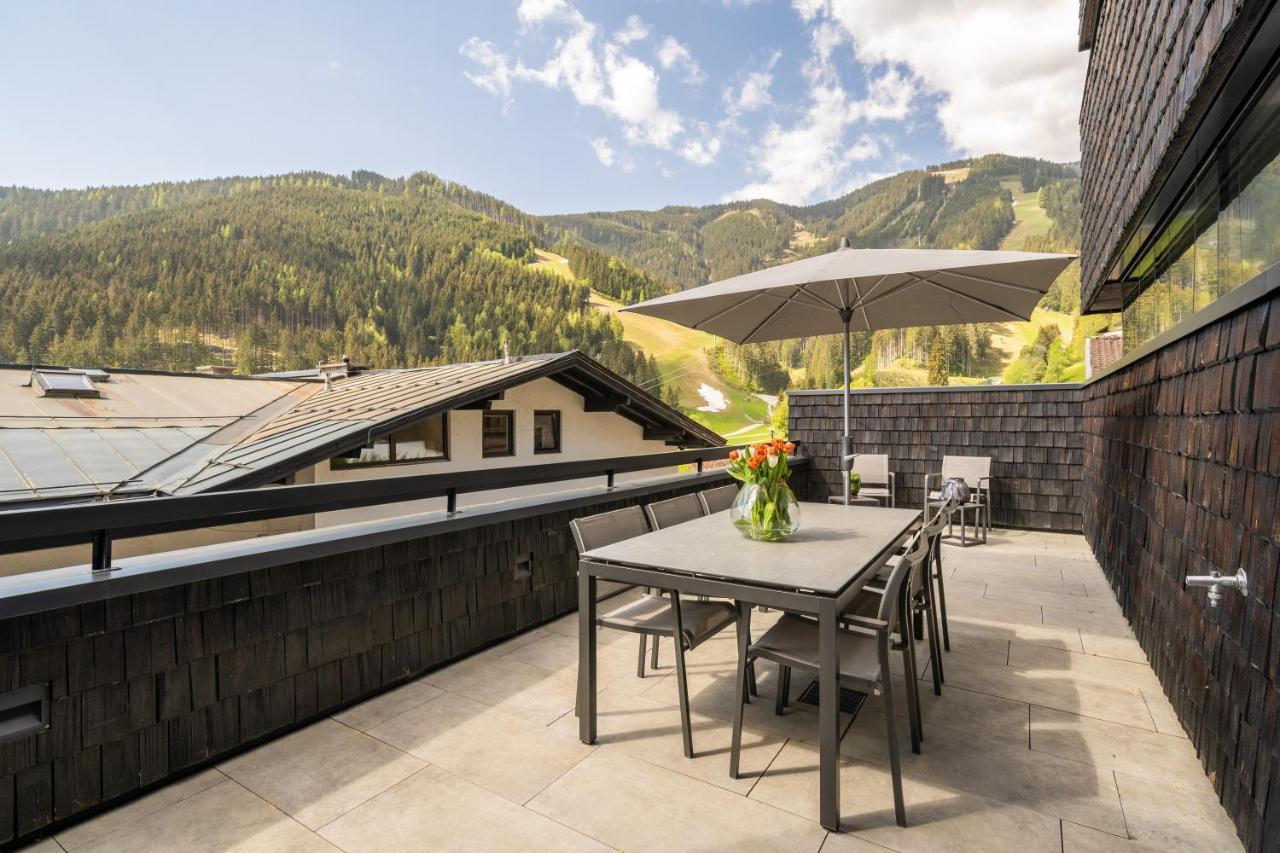 Sunny Ferienwohnungen Ski In - Ski Out Self Check In Zell am See Exterior foto